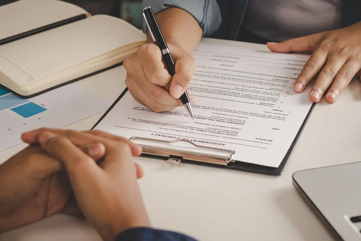 Trade-Offs That Turn Vendor Contracts Into Long-Term HOA Challenges in Brooksville, FL